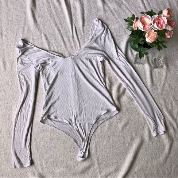 Off shoulders bodysuit - Picture 4 of 9